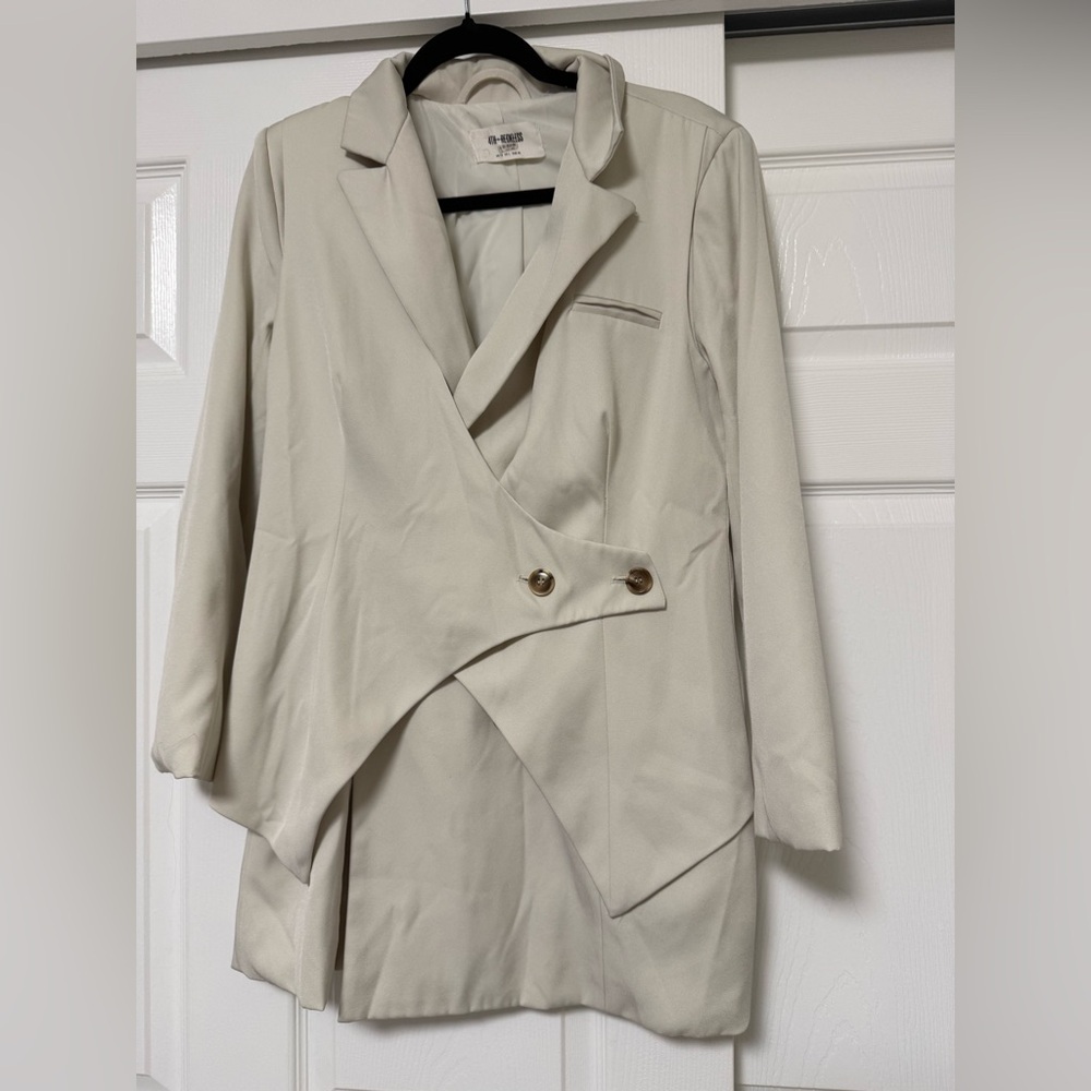 Women's Cream Blazer Mini Dress - Tailored Double-Breasted Style - Picture 5 of 7